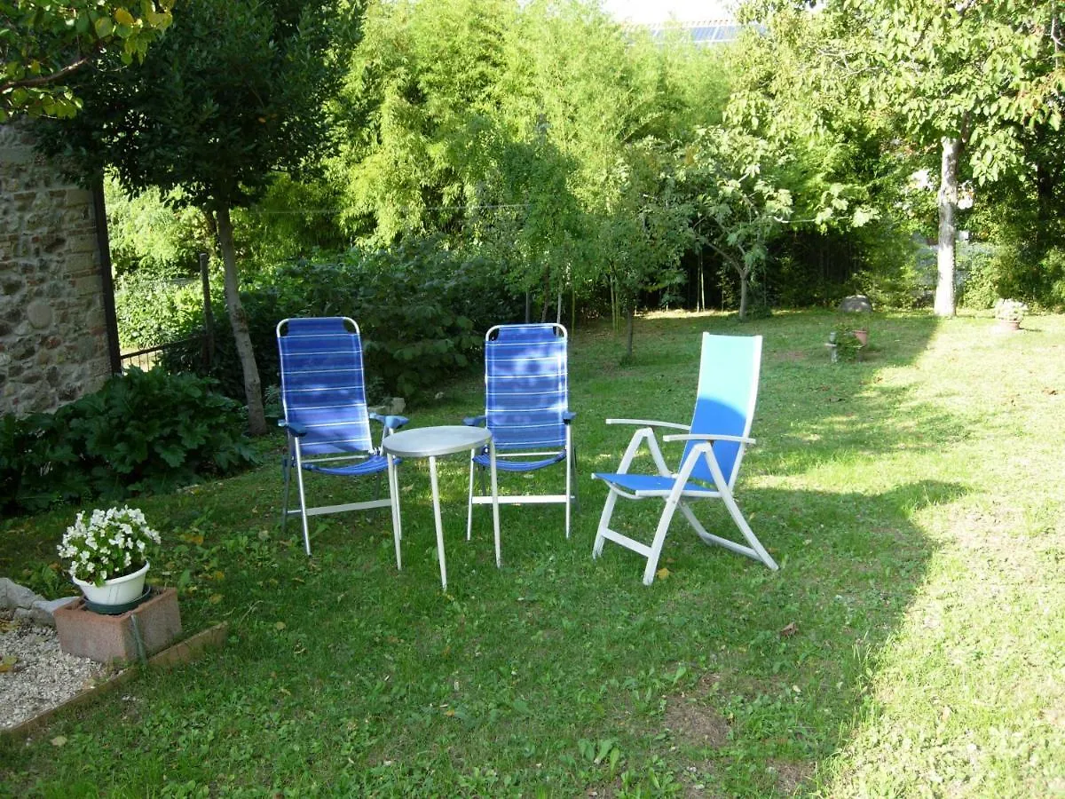 Holiday home Dimora Dei Baccoli Villa Peschiera del Garda Italy